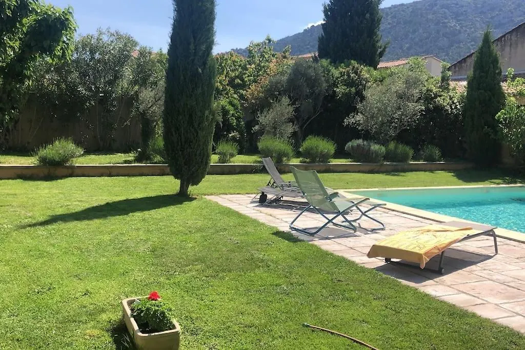 Villa De Minna Robion en Luberon